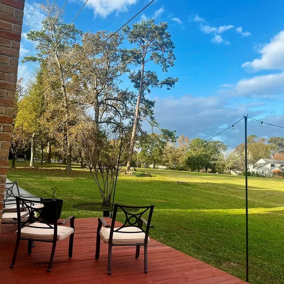 3 bed, 2.5 bath, 2006 sqft, $2,300 — Photo 3