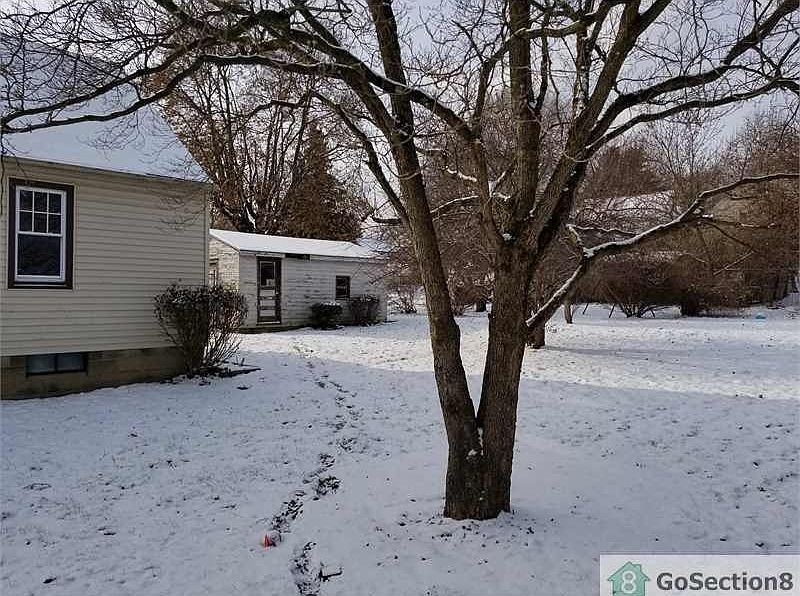 2nd image of 2019 Snyder Ave NE