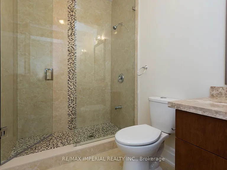 3568 Joan Dr — Photo 37