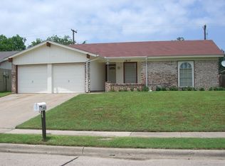 1417 Ruby Rd, Irving, TX 75060