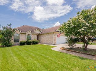 306 Green Gable Dr, Victoria, TX 77904