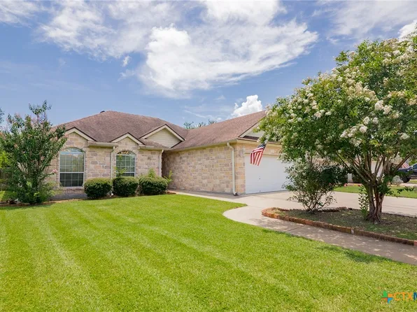 306 Green Gable Dr, Victoria, TX 77904