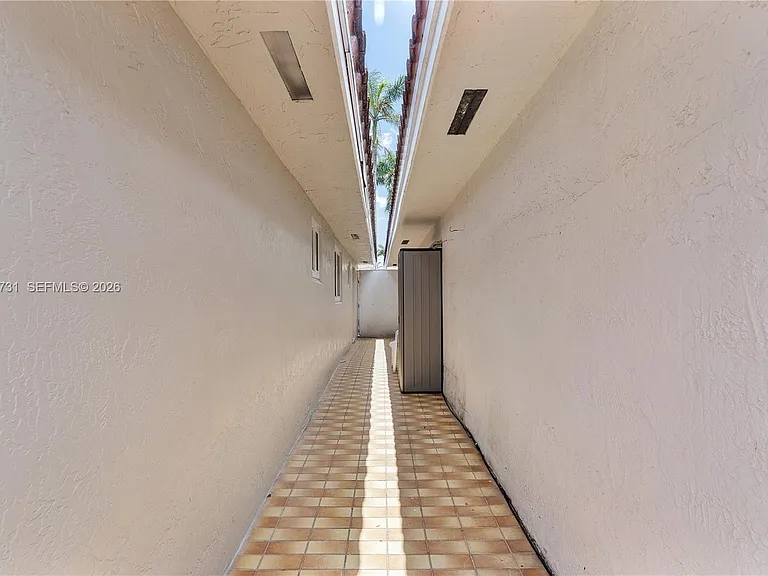 11432 NW 87th Pl — Photo 32