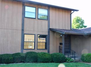 303 Whitehall Ct, Belleville, IL 62223