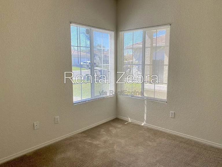 2645 Mira Ct — Photo 13