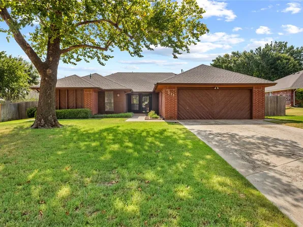 911 Claremont St, Weatherford, OK 73096