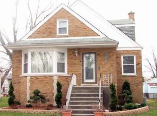 8025 45th St, Lyons, IL 60534