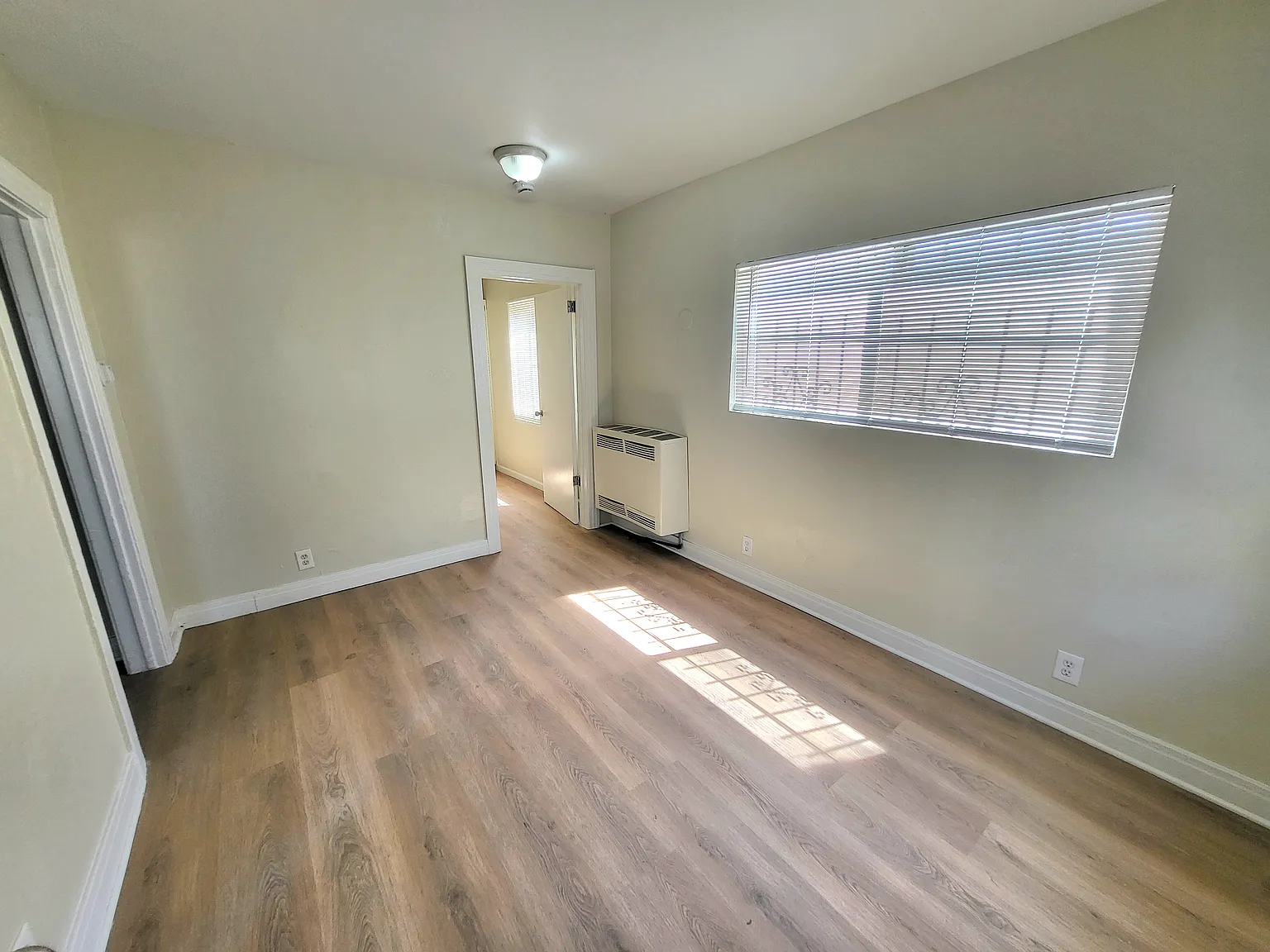 2 bed, 600 sqft, $1,800 — Photo 1