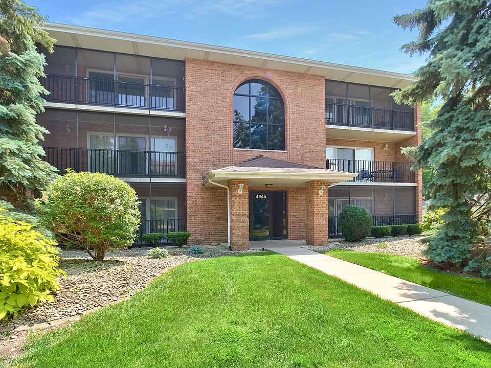 1st image of 4945 E Circle Dr APT 311