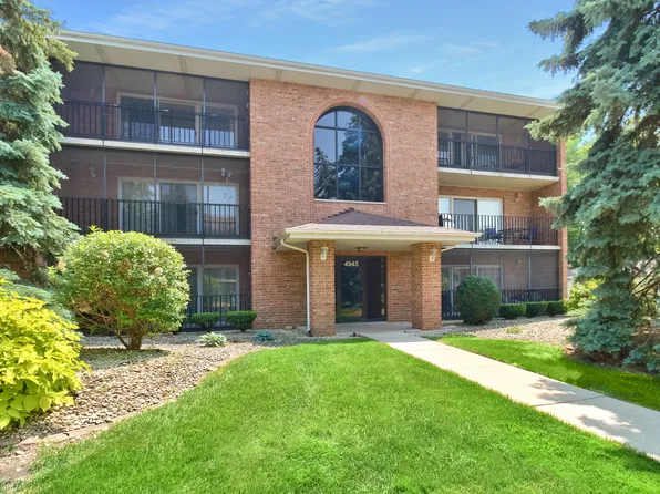 4945 E Circle Dr APT 311, Crestwood, IL 60418