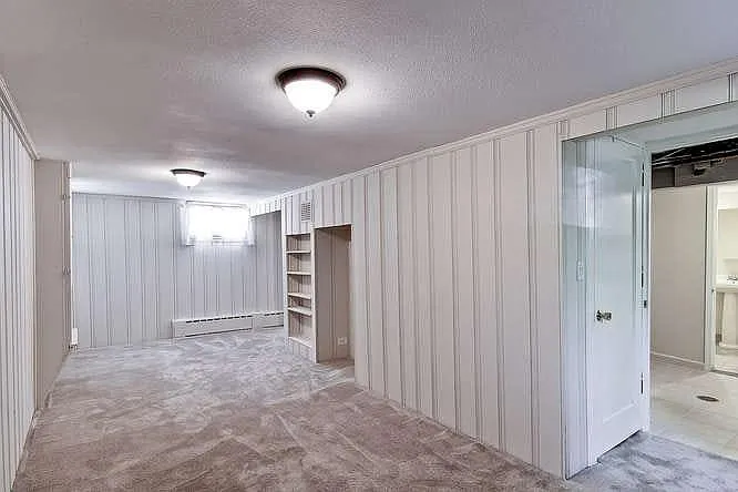 2267 S Lafayette St — Photo 14