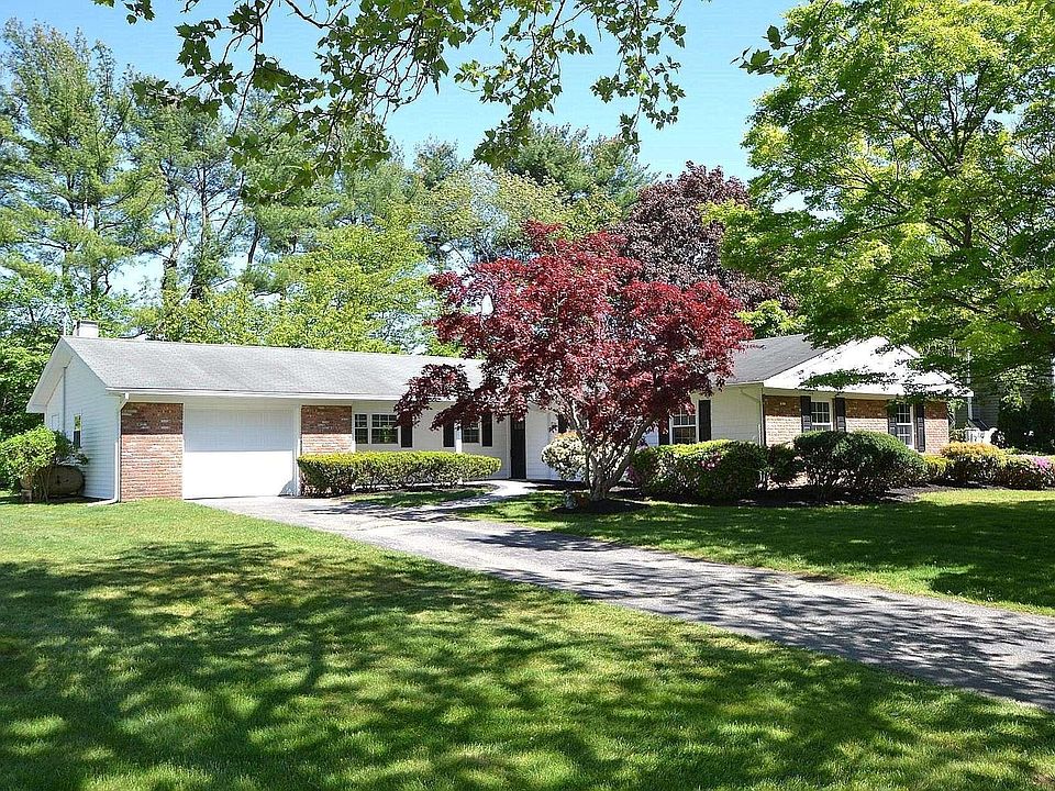 1st image of 21 Millstream Lane