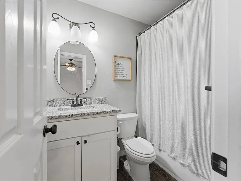 904 Overlook Dr — Photo 11