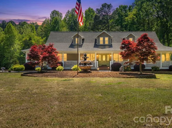 1235 Chatham Ln, Salisbury, NC 28146