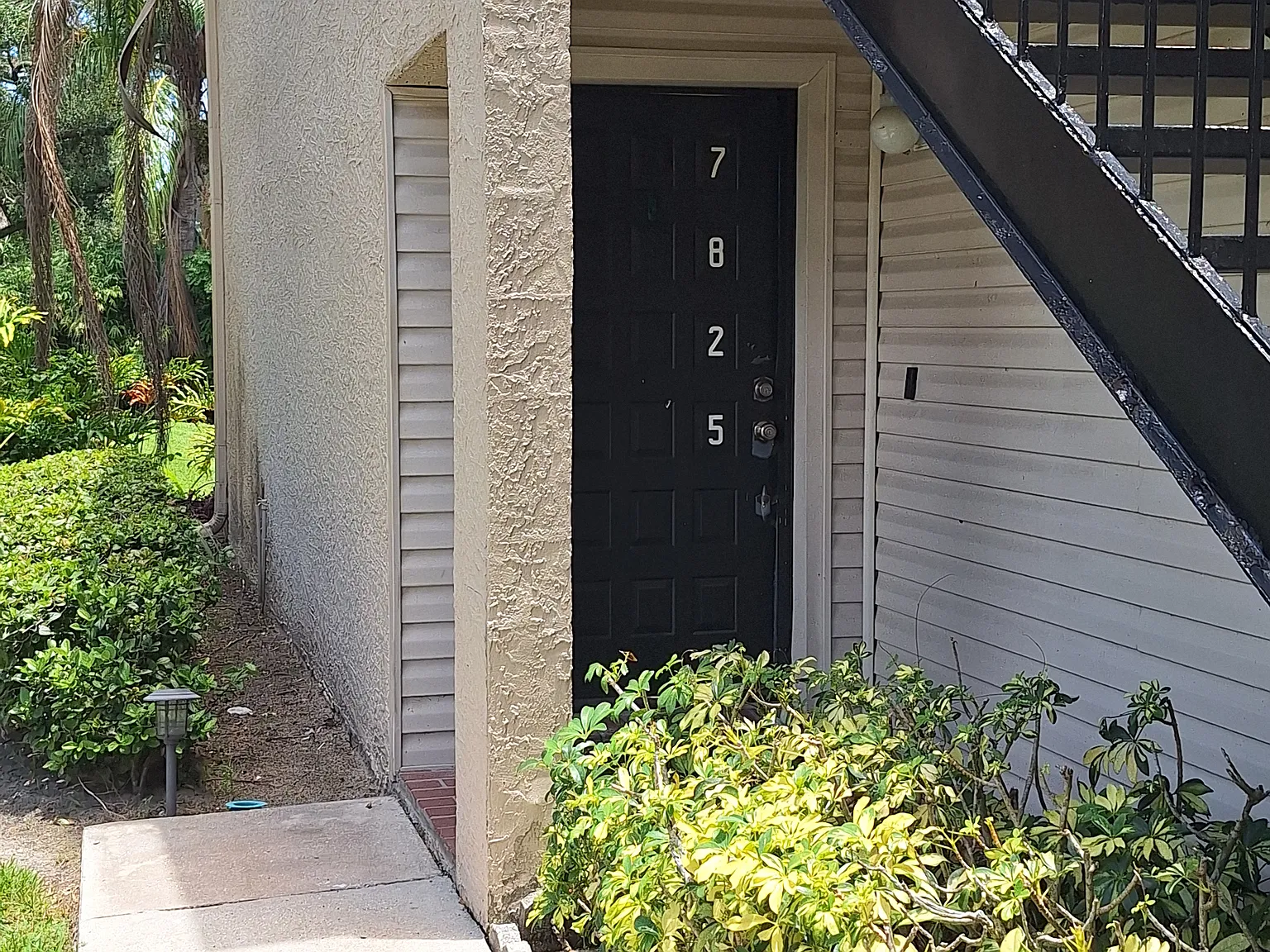 2 bed, 1123 sqft, $1,995 — Photo 3