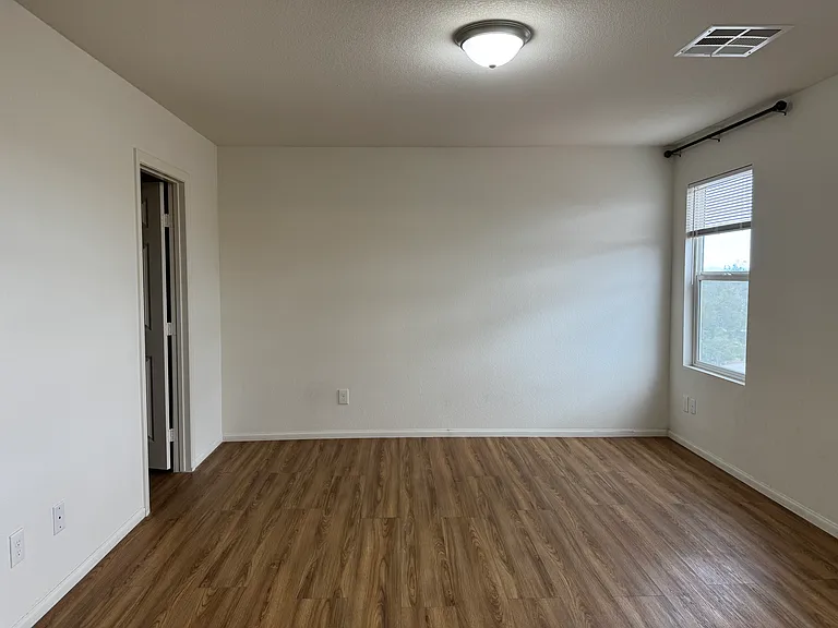 9379 Barcolobo Ave — Photo 10