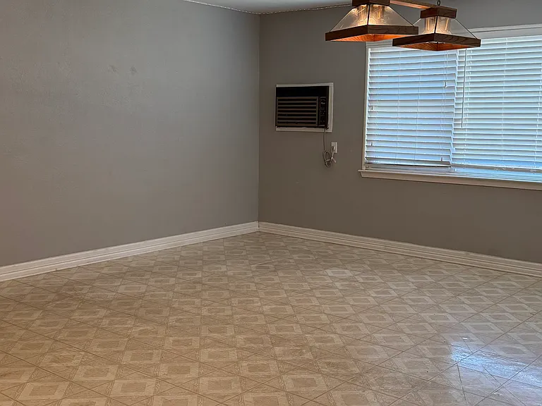 2602 Wydewood Dr — Photo 19