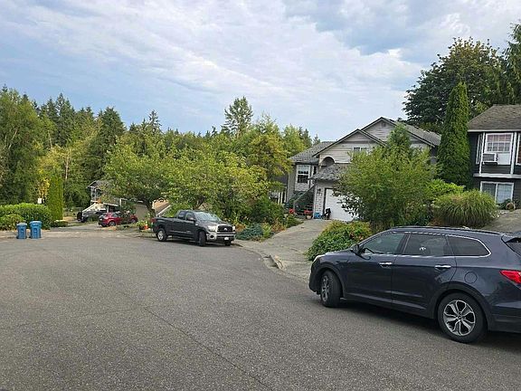 5th image of 505 Rainbow Pl