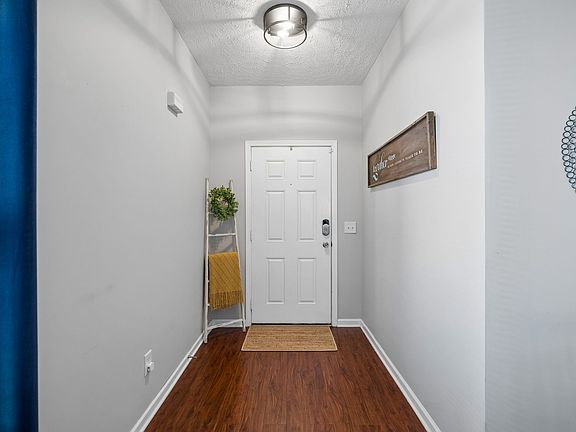5th image of 71 Owl Dr