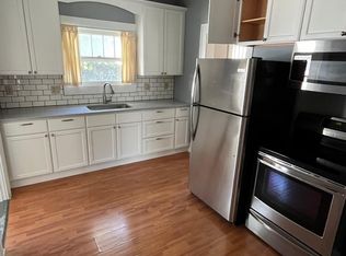 917 Cherry St, Winfield, KS 67156