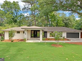 154 Cromwell Rd, Atlanta, GA 30328