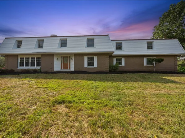 185 Reed Rd, Avella, PA 15312