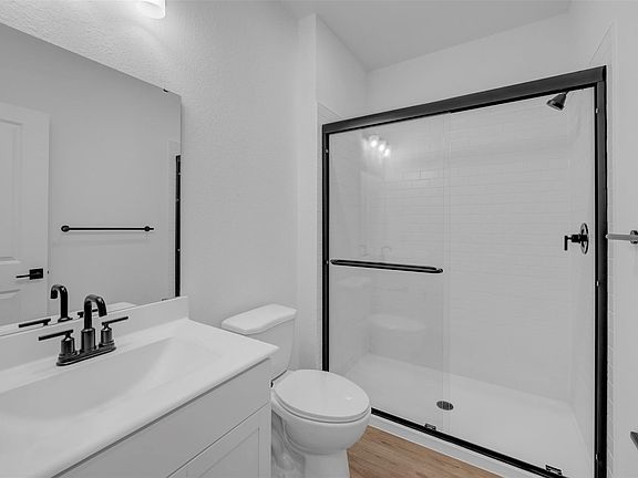 4th image of 5411 Kingdom Heights Blvd