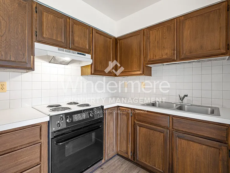 13315 E Skyview Ave — Photo 9