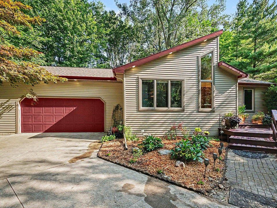 1st image of 3963 Pembroke Rd