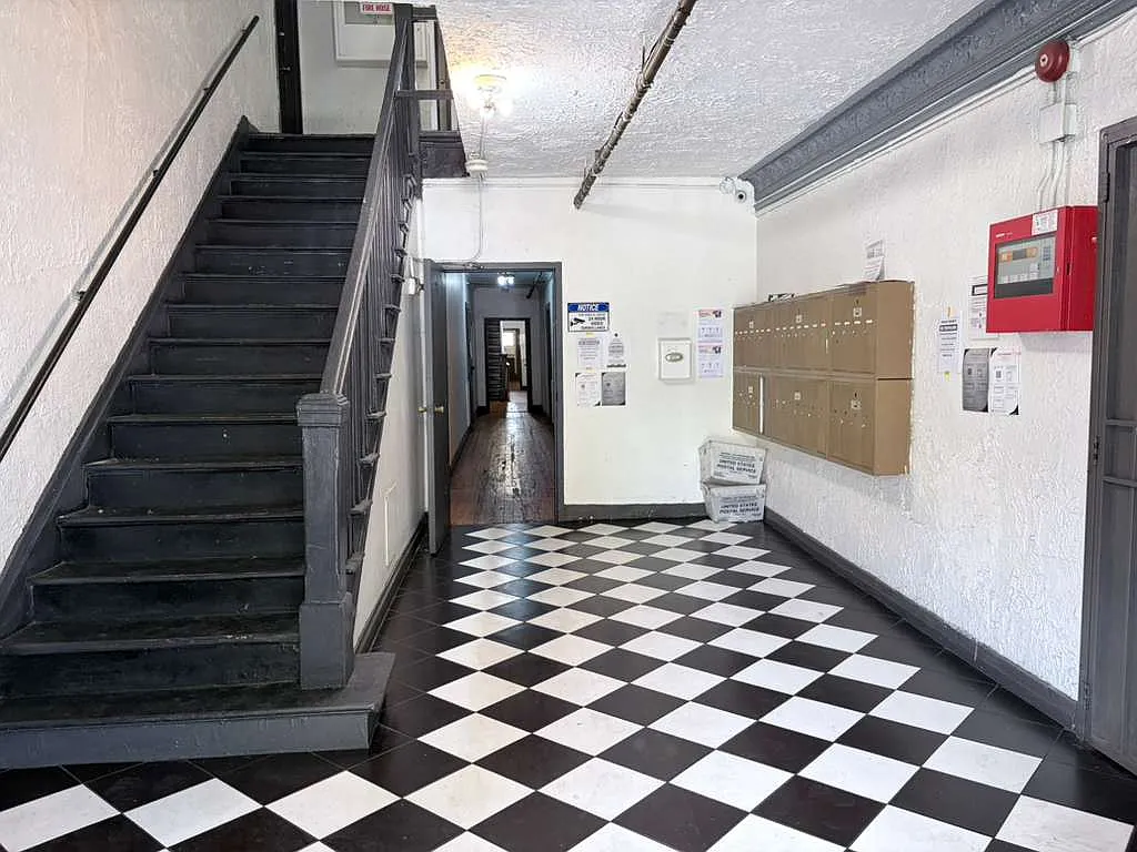 503 Union Dr — Photo 1
