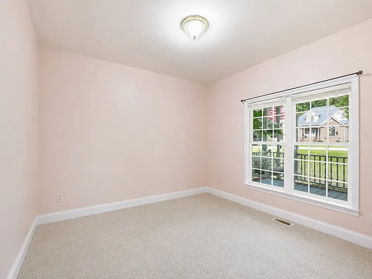 221 Black Forest Dr — Photo 39