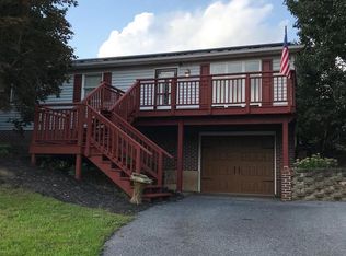 15 Sharon Dr, Shermans Dale, PA 17090