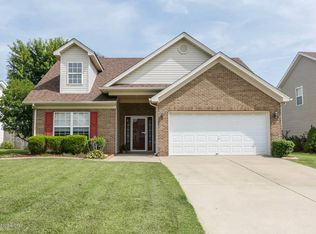 5203 Sand Lake Dr, Louisville, KY 40272