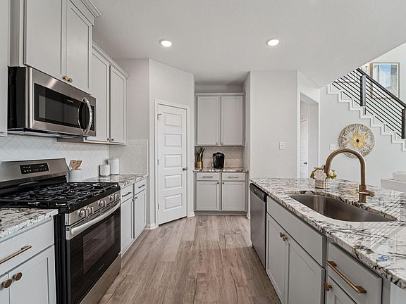 6th image of this home