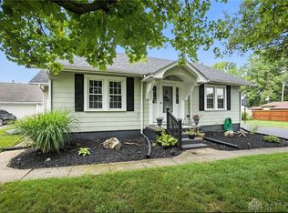 43 Hickory Dr, Springfield, OH 45503