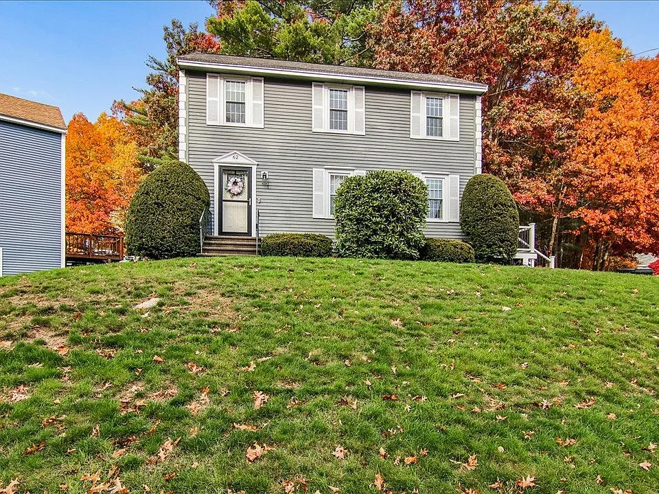 62 Burgundy Dr