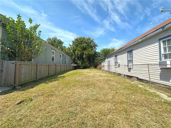 1426 Saint Anthony St, New Orleans, LA 70116