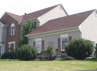 16 Country Meadow Rd, Hackettstown, NJ 07840