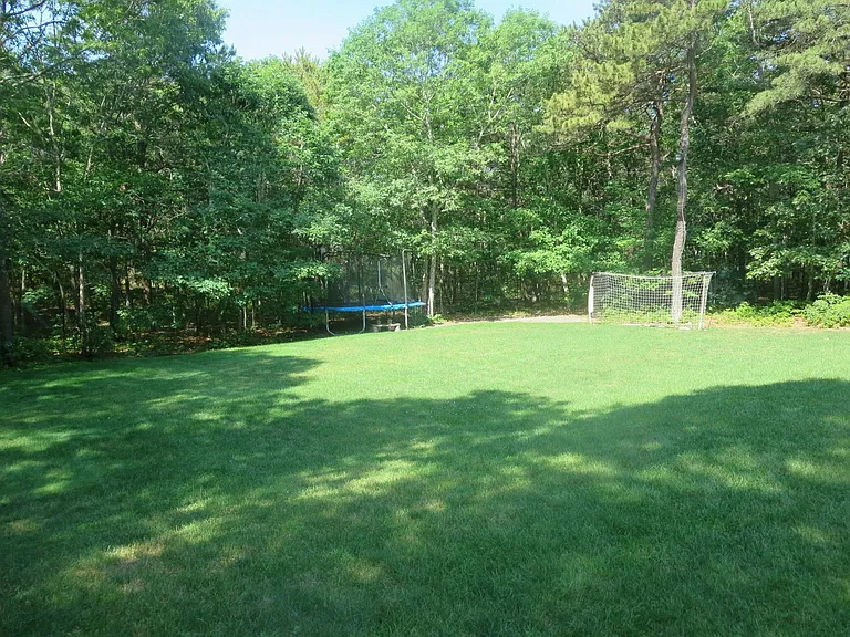 15 Sandown Ct — Photo 15