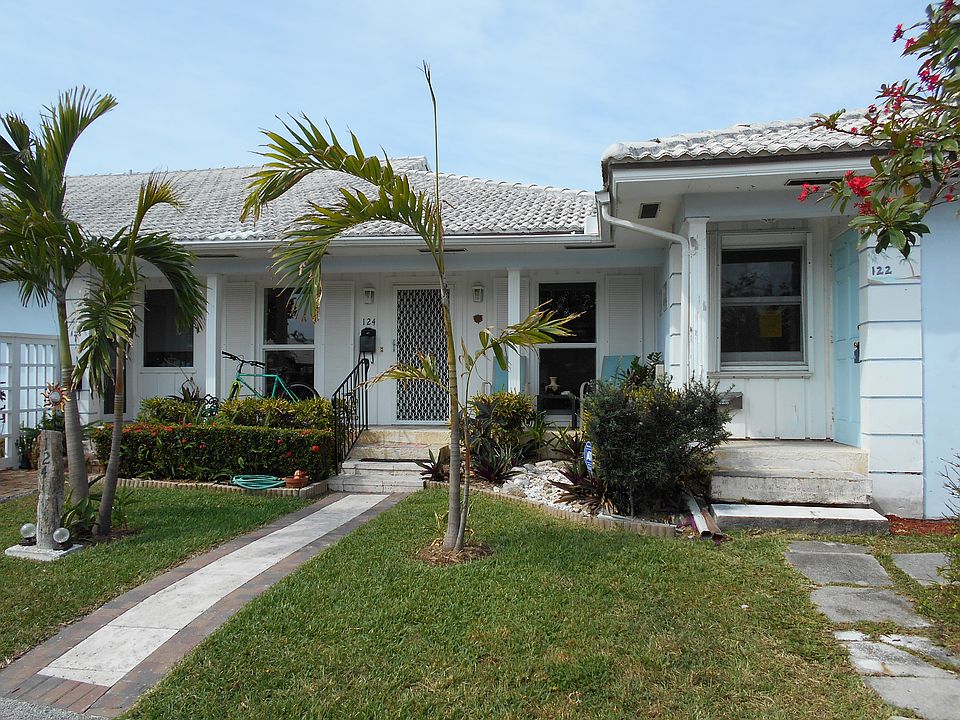 1st image of 124 Venetian Dr