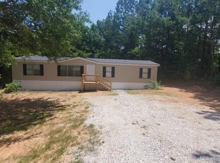 4221 Holcomb Cir, Flowery Branch, GA 30542