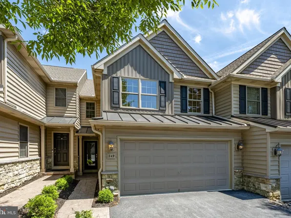 249 Fieldcrest Ln, Ephrata, PA 17522