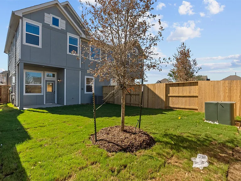 4931 Carranza Ct — Photo 37