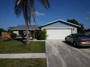 1061 Grandview Cir, Royal Palm Beach, FL 33411