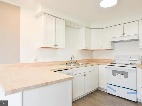 12102 Assawoman Dr #310B, Ocean City, MD 21842