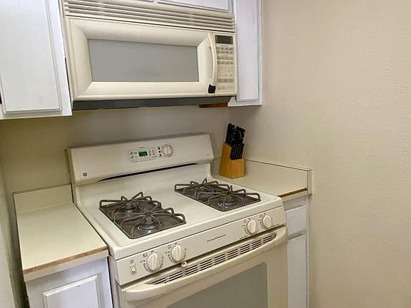 5th image of 10710 El Camino Real APT 8