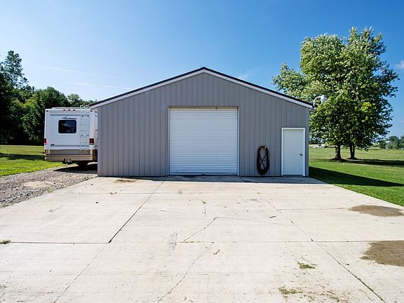 5th image of 555 Township Road 902