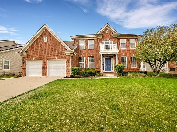 2nd image of 25322 Balmoral Dr