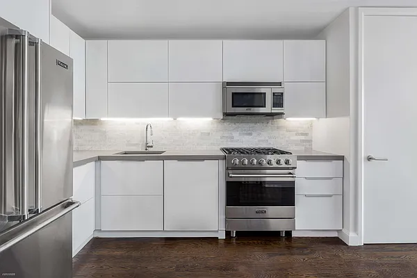 Rented by Corcoran | media 13