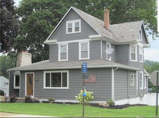 328 Easton Rd, Riegelsville, PA 18077